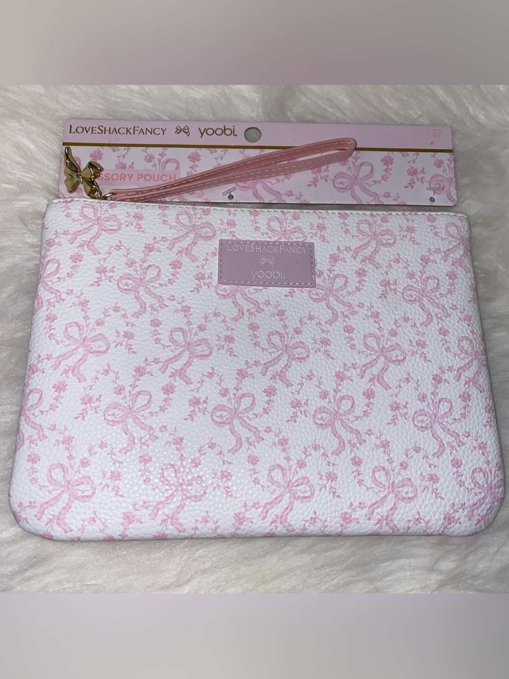 LoveShackFancy x Target - Yoobi
New Bow Flat Zip Pencil Case with Strap